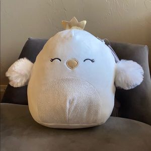 Alyssa the Swan Squishmallow